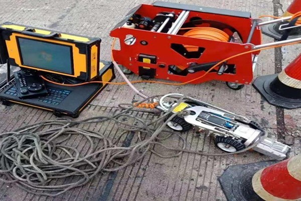 桦甸CCTV管道检测机器人